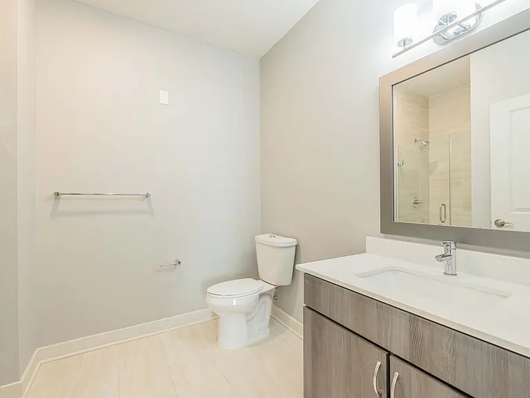 Ellison Heights — Photo 13