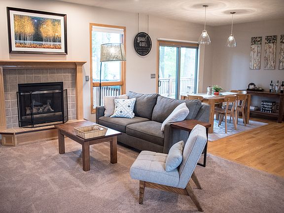 Living Room/Dining Room