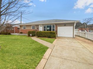 4224 Colvin Dr, Saint Louis, MO 63123