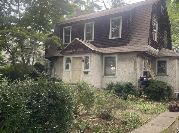 94 Vreeland Ave, Rutherford, NJ 07070