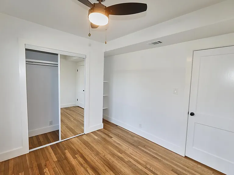 3300 Tom Green St #5 — Photo 19