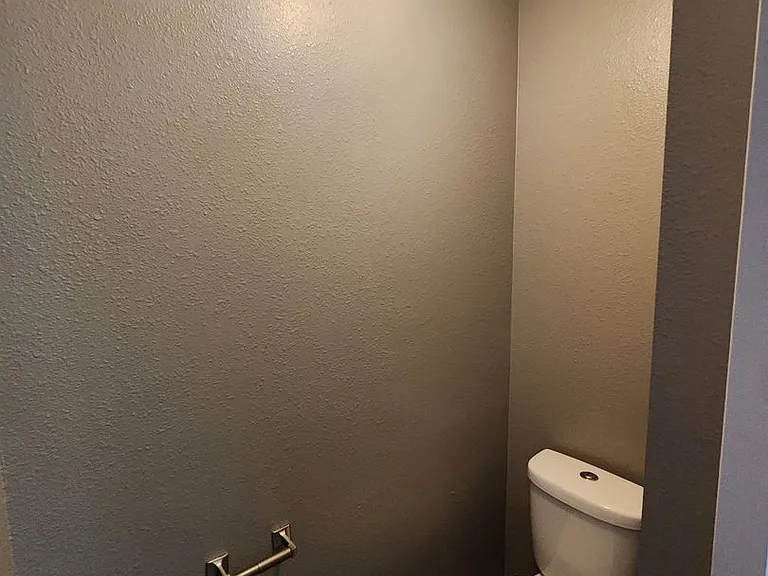 4221 Fletcher Dr — Photo 22
