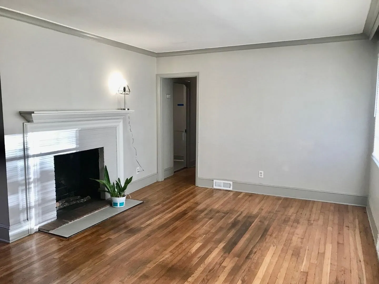 This Beautiful 4 bed 2.5 bath brick ranch home sits on 0.68 acres of land in the desired Steelber... — Photo 4