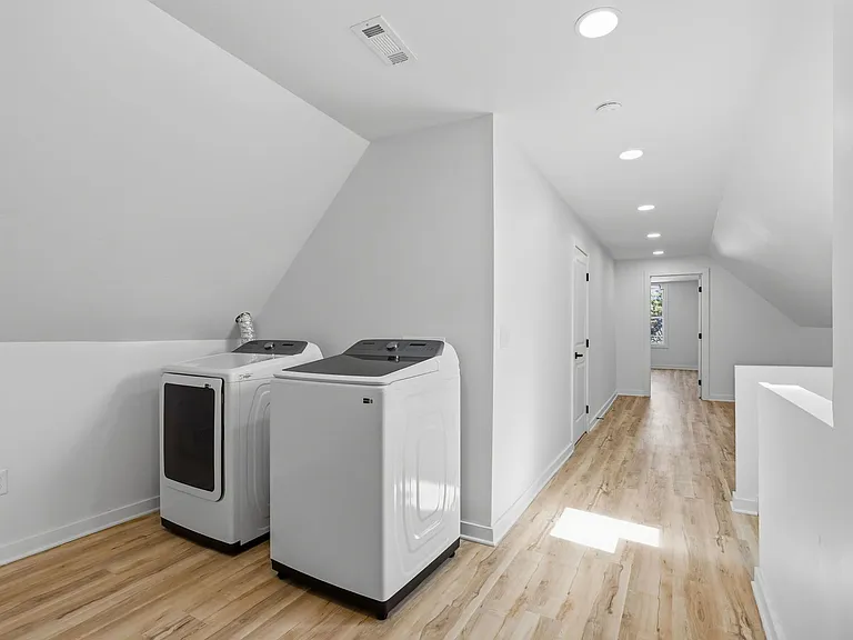3642 W Belmont Ave #2F — Photo 14
