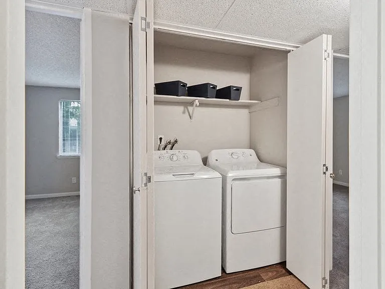 Full Washer/Dyer