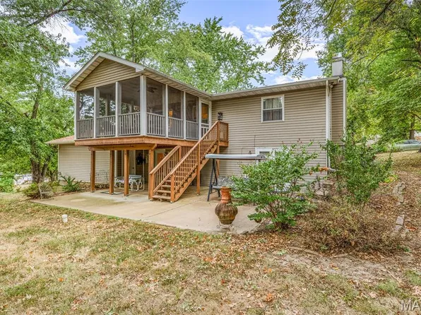 102 Briarwood Cir, Crystal City, MO 63019