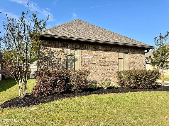 5th image of 456 Greenfield Ridge Cir