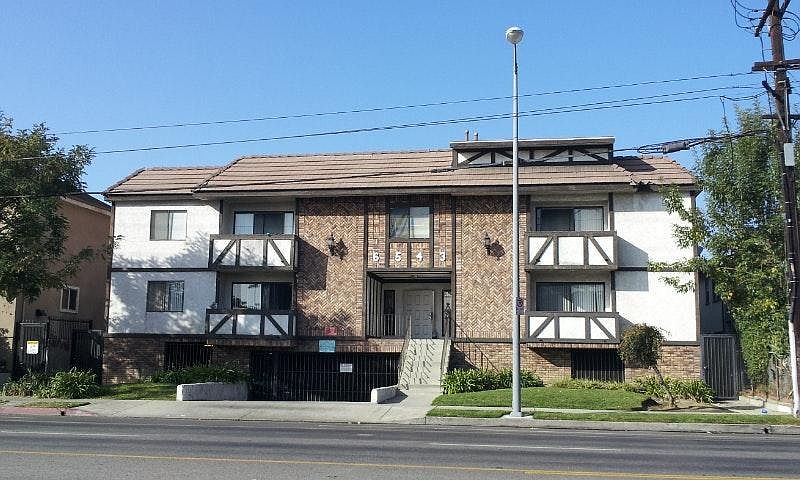 1st image of 6543 Woodman Ave APT 105