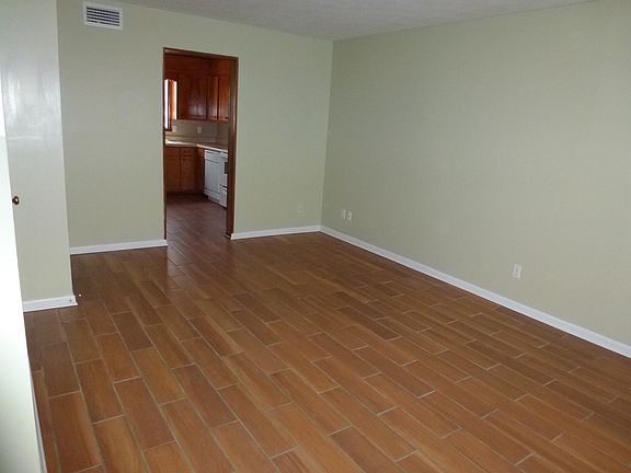 Entry into Living Room