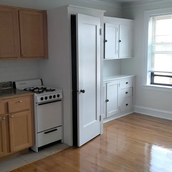 1740 W Albion Ave #2H — Photo 2