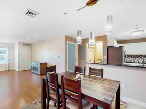 30 Franklin St Unit 407, Malden, MA 02148