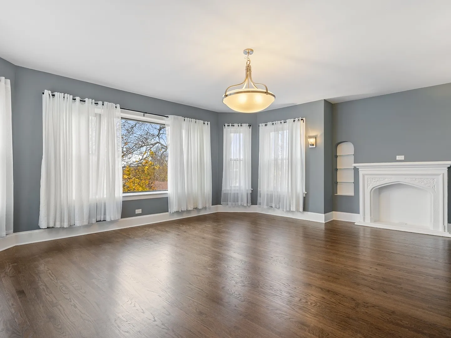3 bed, 1800 sqft, $1,800 — Photo 4