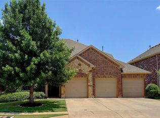 15652 Sweetpine Ln, Roanoke, TX 76262