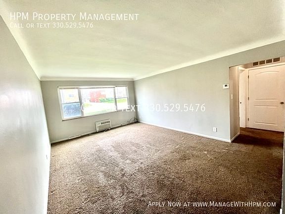 2nd image of 17808 Lakeshore Blvd #105