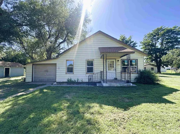 608 W Milner Ave, Kinsley, KS 67547