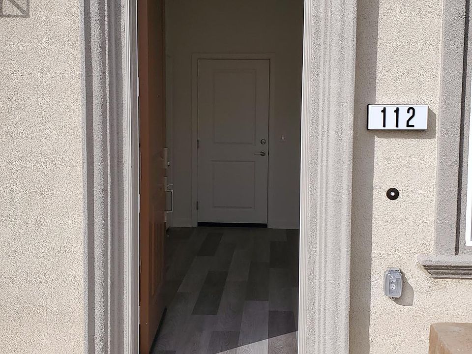 Entrance to the house, with privacy and no house in the front