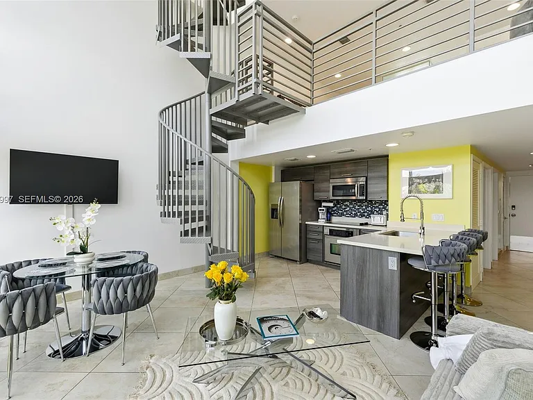 421 Meridian Ave #16 — Photo 10