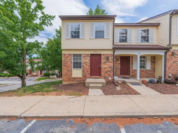 2352 S Burberry Ln, Bloomington, IN 47401