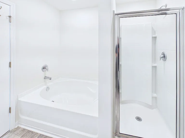 8185 Kennesaw Dr — Photo 18