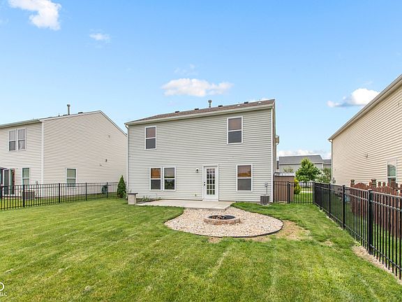 5th image of 9698 W Lantern Ln