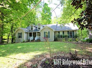1387 Ridgewood Dr, Sparta, TN 38583