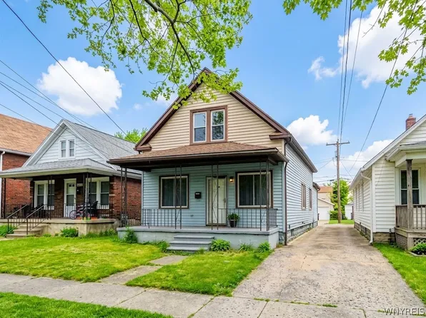 1926 Welch Ave, Niagara Falls, NY 14303