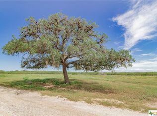 1471 Welder Rd, Goliad, TX 77963