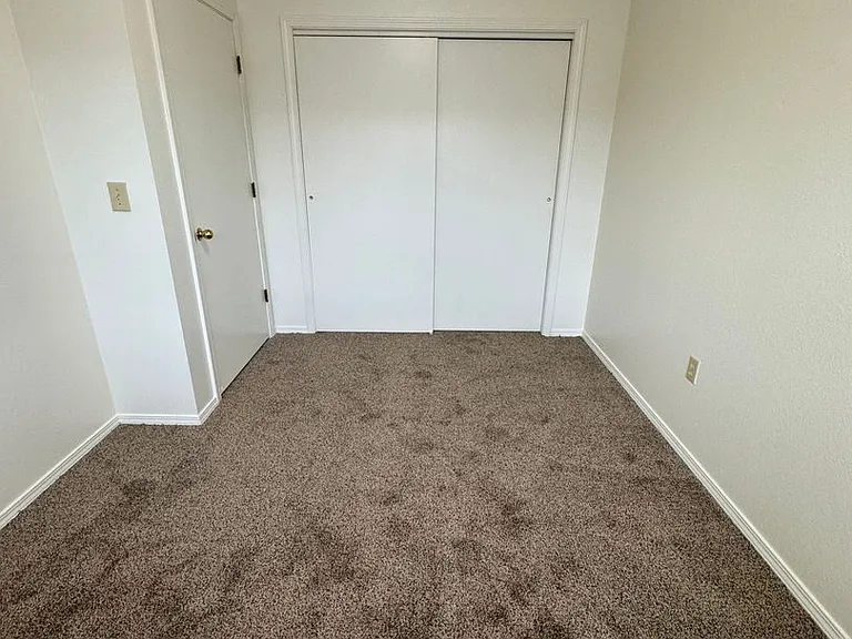 10827 Ustick Rd #203 — Photo 15
