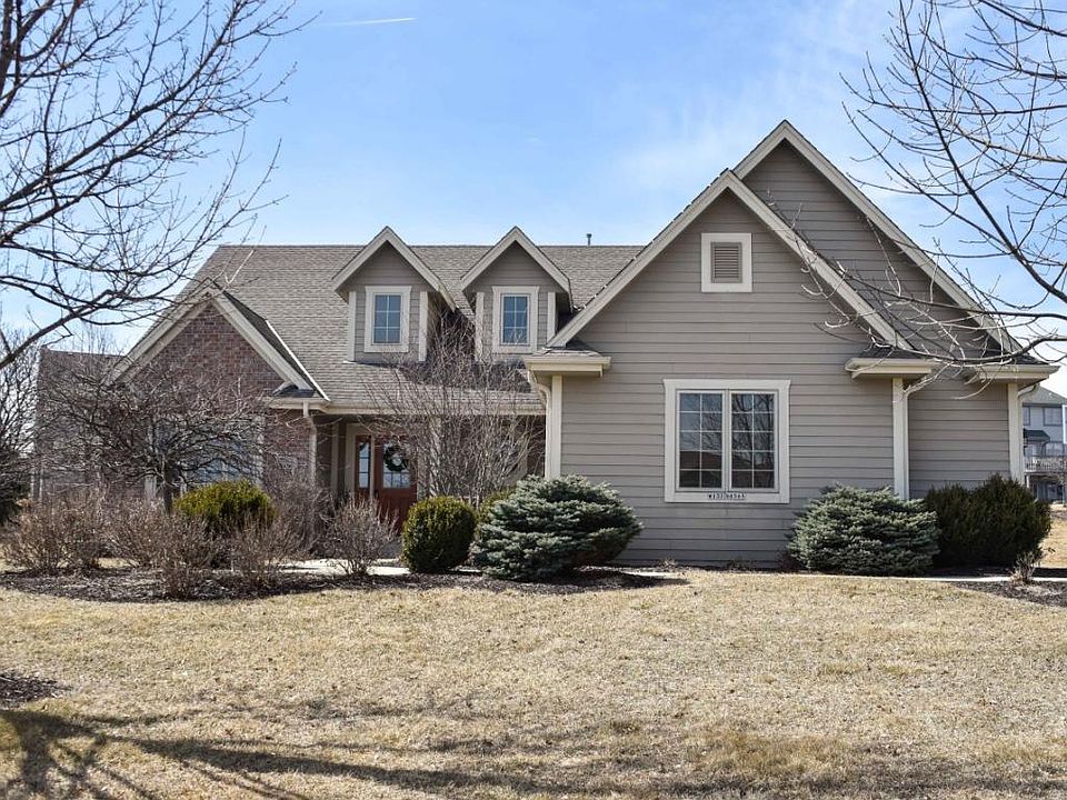 1st image of W131N6565 Crestwood Dr