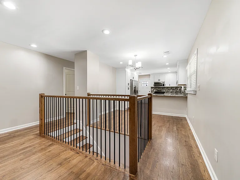2128 Mark Trl — Photo 11