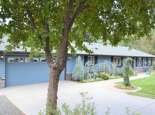 20570 Whitehaven Ln, Bend, OR 97702