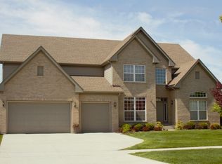 5429 Swan Cir, Hoffman Estates, IL 60192