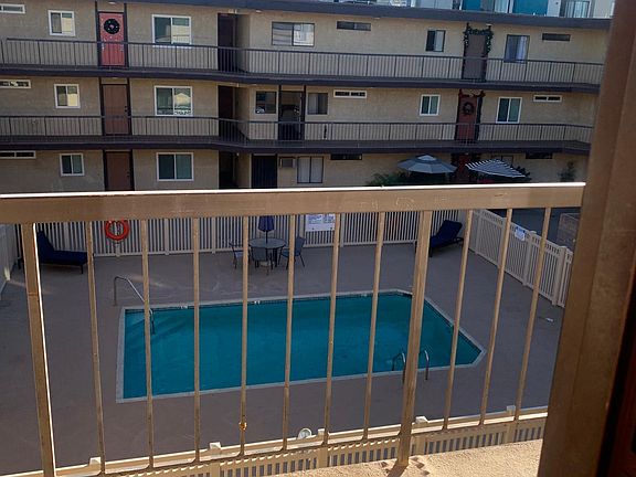4th image of 8520 Cedros Ave APT 306