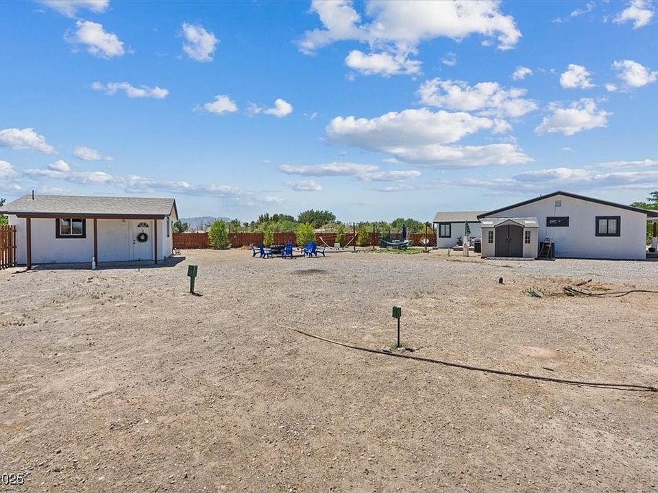 2nd image of 4981 E Pawnee Pl