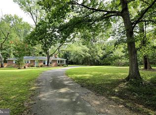 10230 Billingsley Rd, White Plains, MD 20695