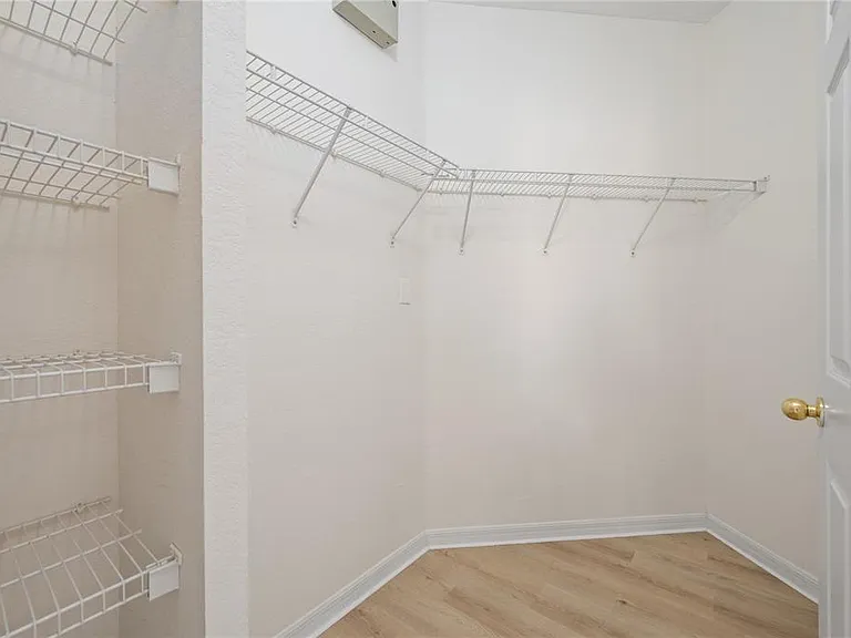 3593 Conroy Rd #424 — Photo 18