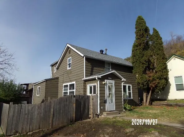 308 Sanderson St, Red Wing, MN 55066