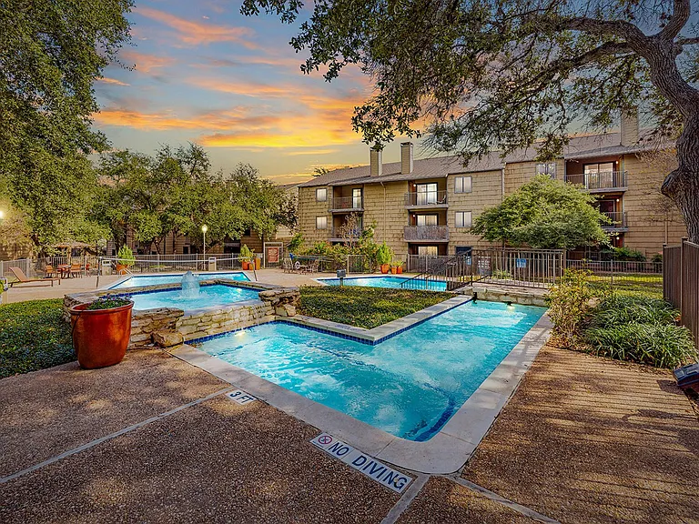 3600 N Hills Dr #119 — Photo 9