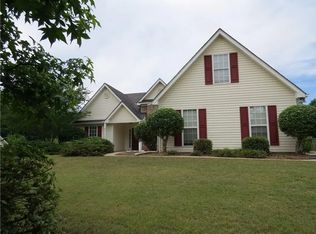 6126 Devonshire Dr, Flowery Branch, GA 30542