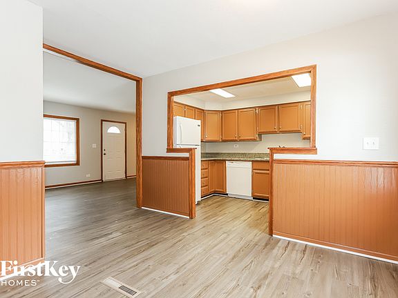 5th image of 814 Spruce Dr