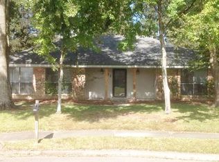 111 Thrush Loop, Lafayette, LA 70508