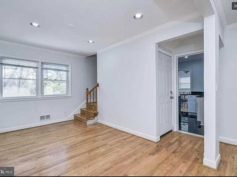 9913 Old Georgetown Rd — Photo 22