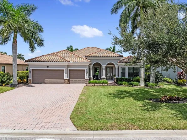 10055 Biscayne Bay LN, NAPLES, FL 34120