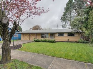 19239 NE Hassalo St, Portland, OR
