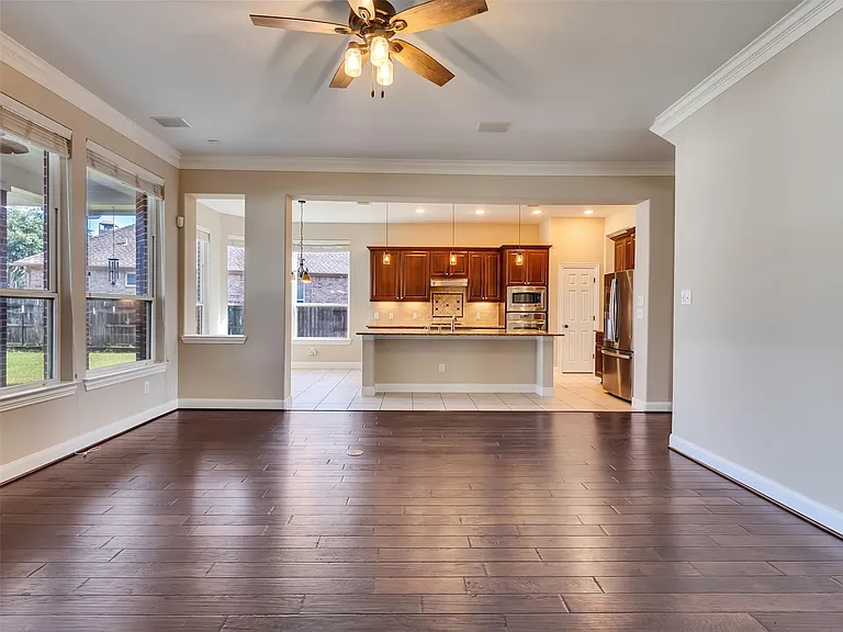 5342 Tyler Park Ln — Photo 15