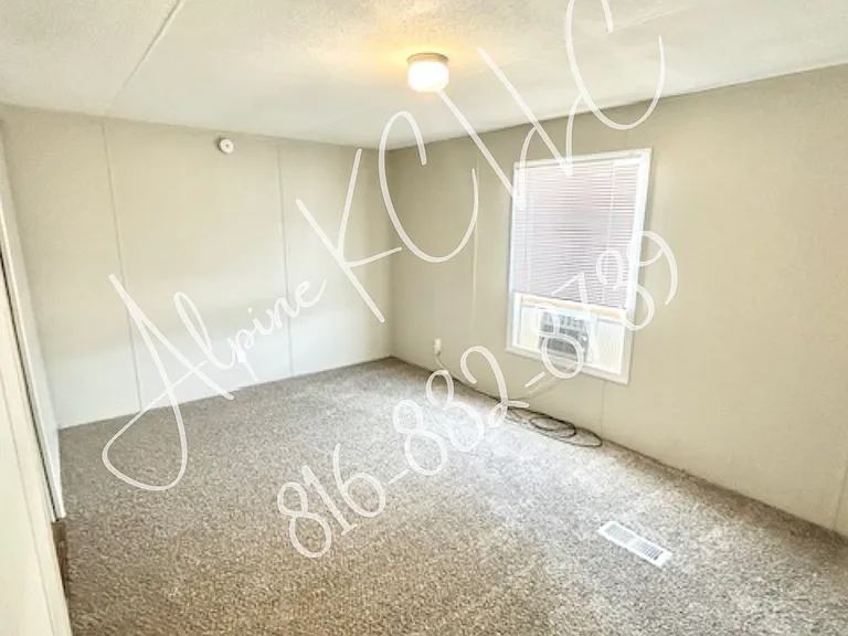 128 Countryside Ln — Photo 9