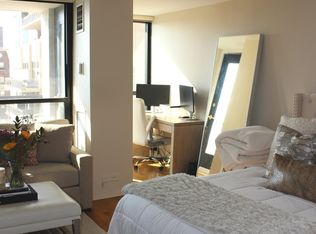 1030 N State St APT 10M, Chicago, IL 60610