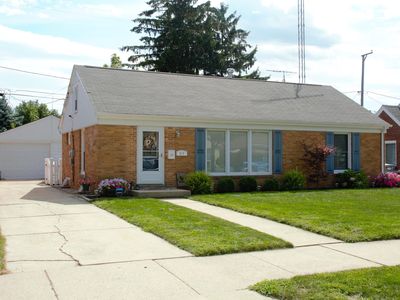 819 Willmor St, Racine, WI, 53402