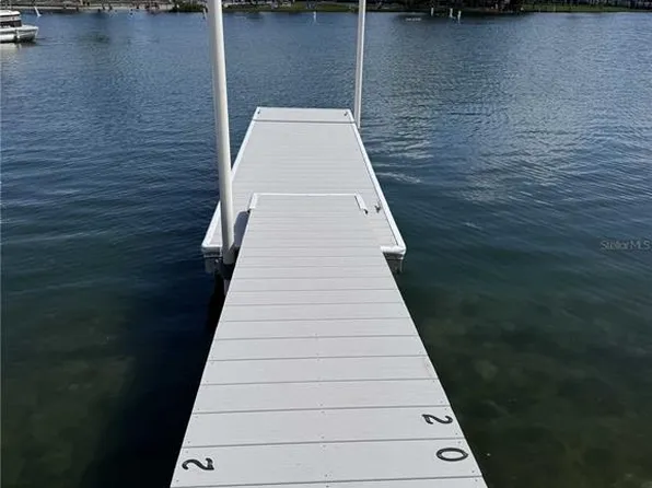 30 SE Valare Ln APT 102C, Crystal River, FL 34429