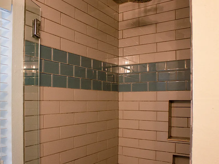 2305 Harvard Dr — Photo 17